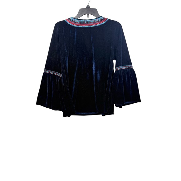 Women's M Solitaire Crushed Purple Velvet Top With Embroidered Accents  Boho‎ - Picture 3 of 7